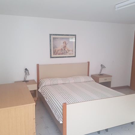 Ws Economy Rooms & Apartment Gallipoli Bagian luar foto