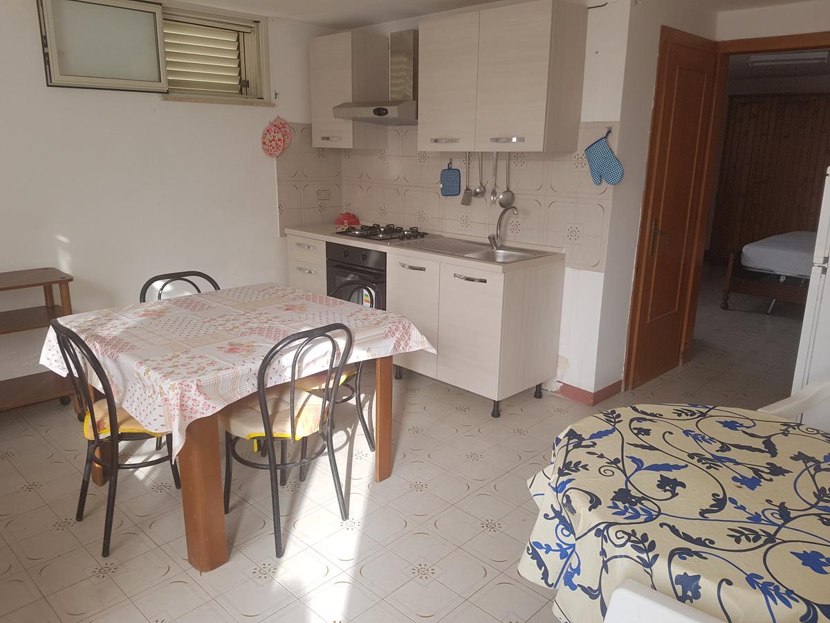 Ws Economy Rooms & Apartment Gallipoli Bagian luar foto
