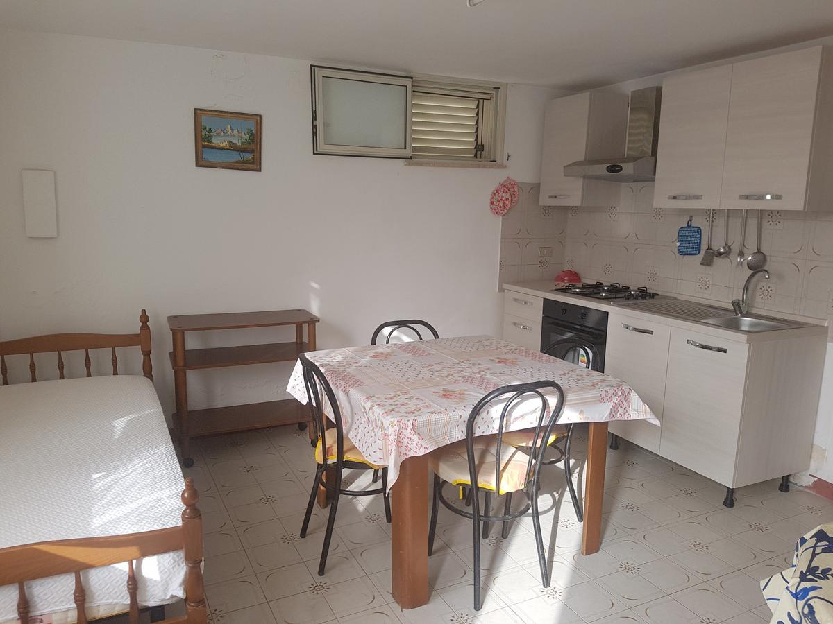 Ws Economy Rooms & Apartment Gallipoli Bagian luar foto